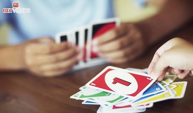 Hướng dẫn cách chơi bài Uno